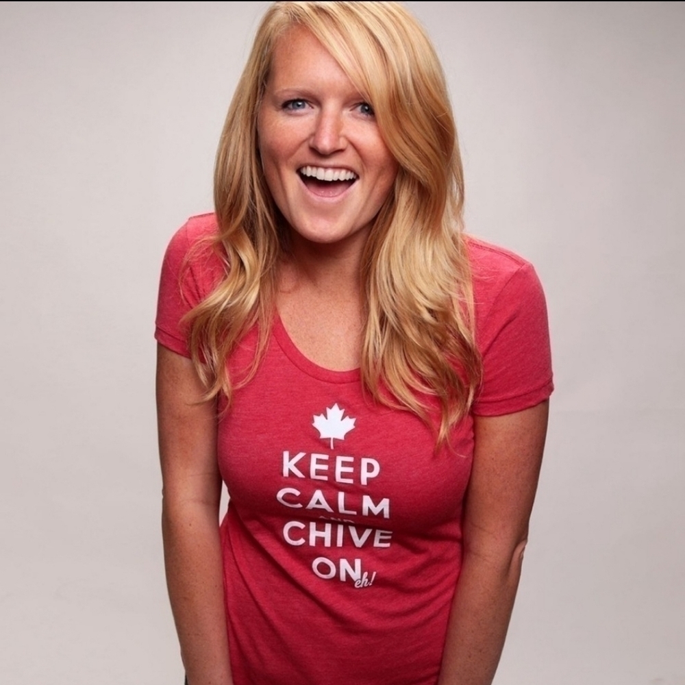 The Chive Red Keep Calm and Chive On Eh! T-Shirt Small